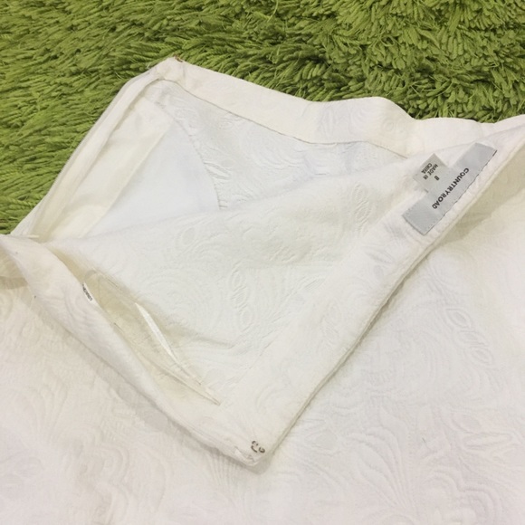 Country Road Women’s Size 8 Textured Ruffle Skirt - Picture 6 of 9